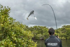 Owner 5164 Flashy Swimmer Jighead Hooks -Fishing Promotion Shop 5164 Flashy Swimmer Lifestyle 2